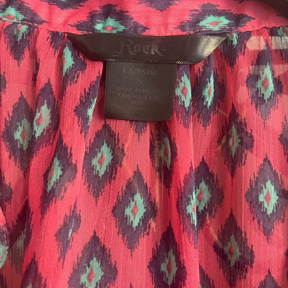 Rock Sheer Tunic Top - Picture 5 of 5